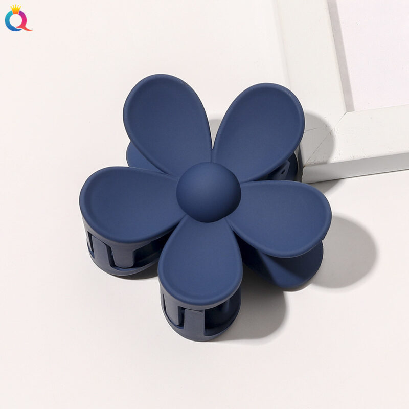 39 Styles Mat Jelly Flower Hair Claw Clips Non-Slip Hair Jaw Clamp pour femmes Femmes Accessories de cheveux de mode Femmes Bath Barrette Clip – Image 12