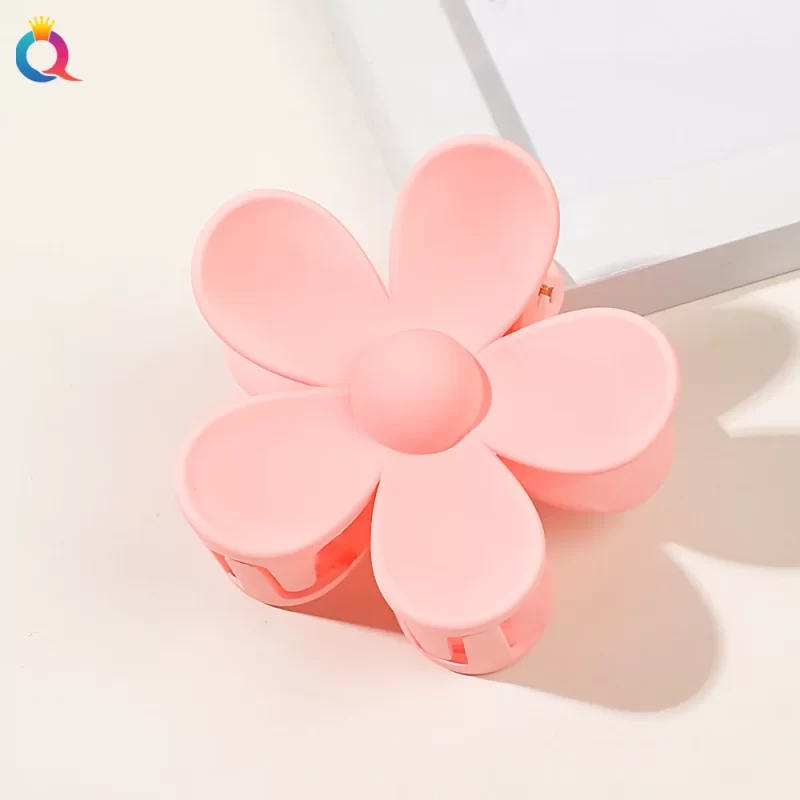 39 Styles Mat Jelly Flower Hair Claw Clips Non-Slip Hair Jaw Clamp pour femmes Femmes Accessories de cheveux de mode Femmes Bath Barrette Clip – Image 17