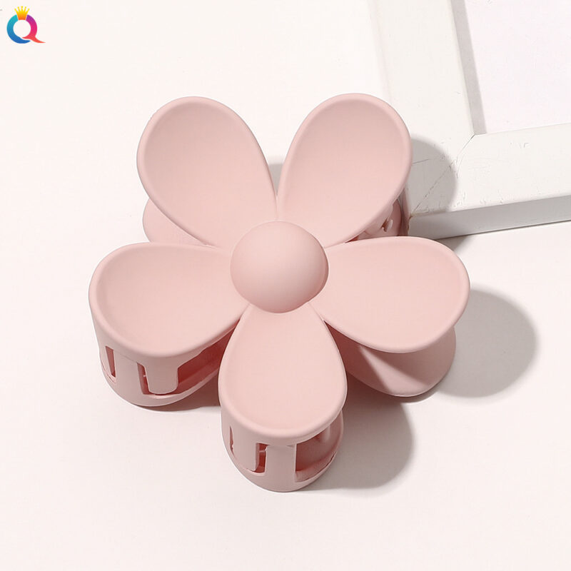 39 Styles Mat Jelly Flower Hair Claw Clips Non-Slip Hair Jaw Clamp pour femmes Femmes Accessories de cheveux de mode Femmes Bath Barrette Clip – Image 7