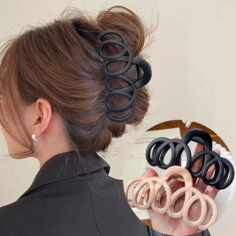 Cheveux creux gelés Claw Bow Hair Clip Crab Épingle à cheveux élégante Femmes Barrette Tête solide Accessoires de cheveux de mode coréenne simple