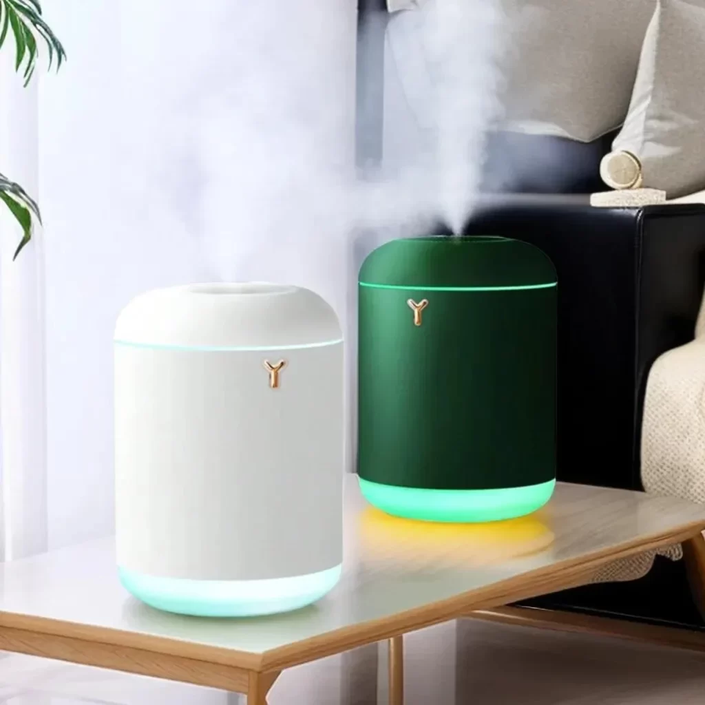 Humidificateur d'air de bureau de 1000ml de grande capacité USB Mist Maker Fogger avec couleurs LED Light Heavy Fog Small Table Humidifier